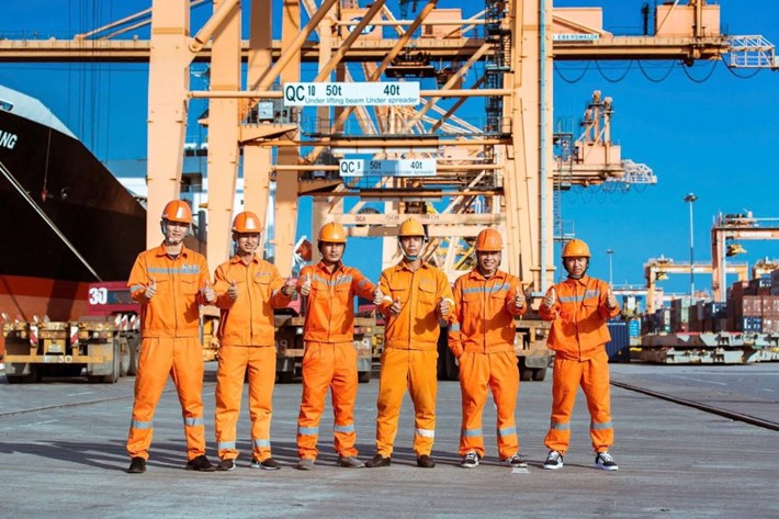 The Trade Union of Vietnam National Shipping Lines will focus on disseminating to employees content related to labor law and trade union law. Photo: Vietnam National Shipping Lines