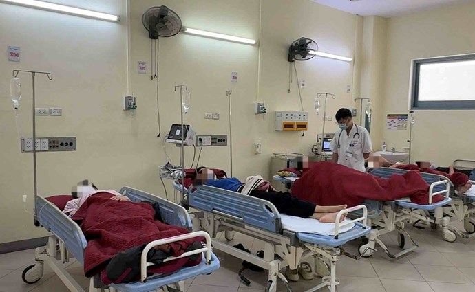 More than 120 Scavi Hue workers suspected of poisoning, urgently clarifying the cause