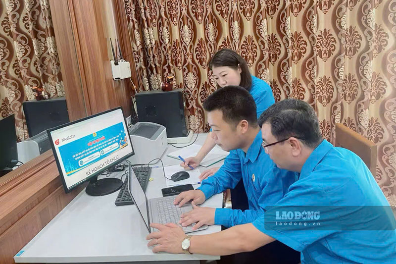 Lao Cai expands trade unions, increases sources for Party development among workers