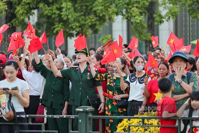 Submitting to the Government a plan for a 4-day National Day holiday in 2027