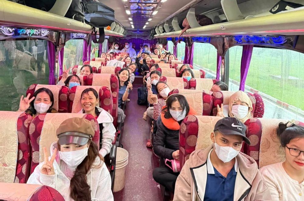 Shoe company in Dong Nai takes 650 workers to travel to Da Lat