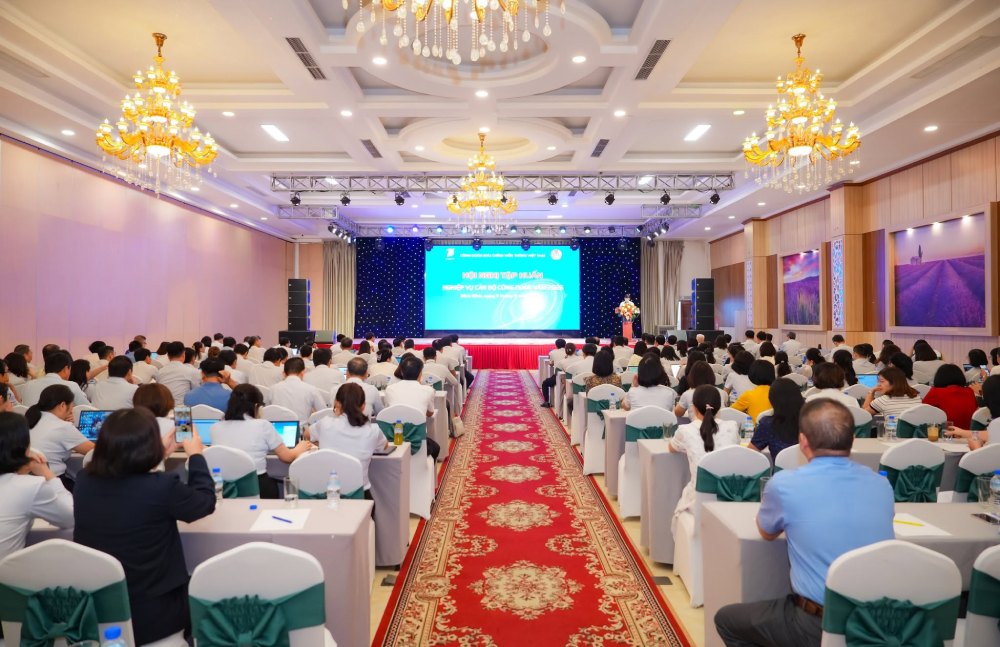 VNPT Trade Union organizes professional training for trade union officials in 2026