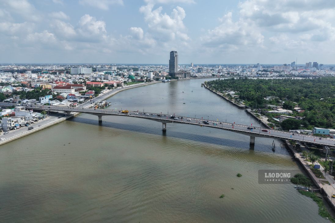 Cầu Hưng Lợi. Ảnh: Tạ Quang (ảnh chụp tháng 4.2025)