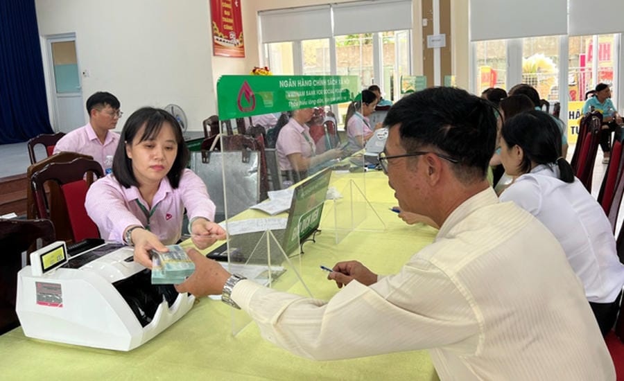 Trade union capital supports workers to overcome difficulties