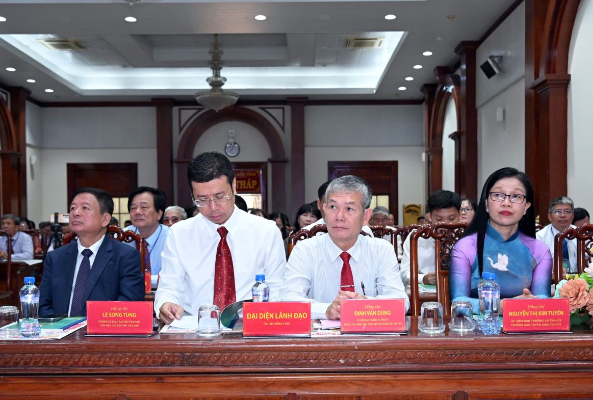 Đại biểu lãnh đạo Trung ương, địa phương tại đại hội. Ảnh: Võ Văn Sơn