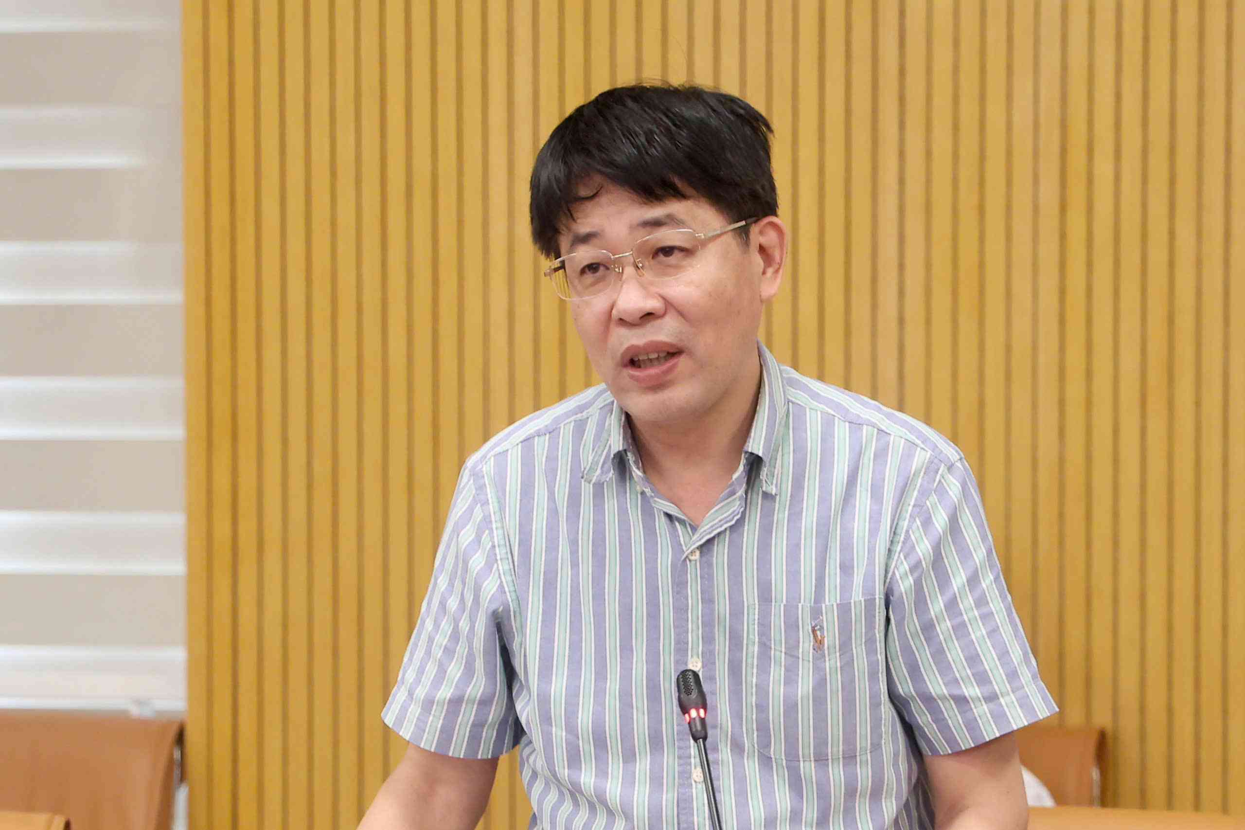 Phó Cục trưởng Cục Quản lý Đất đai cho biết cần các điều kiện để cấp sổ đỏ điện tử và tích hợp trên VNeID. Ảnh: Việt Anh