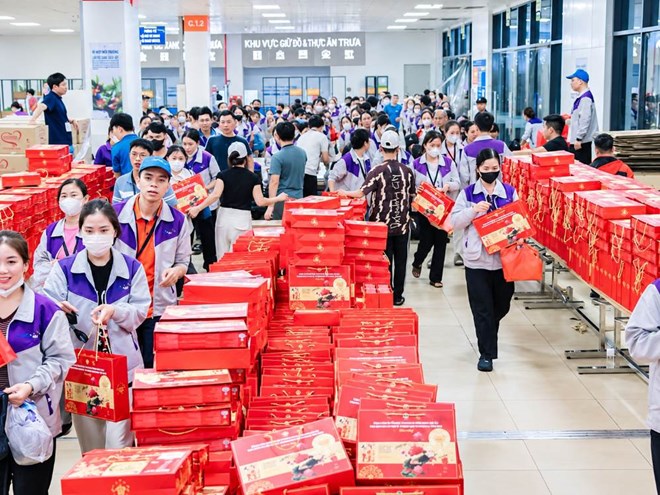 30.000 công nhân, lao động Công ty Luxshare-ICT được nhận quà Trung thu