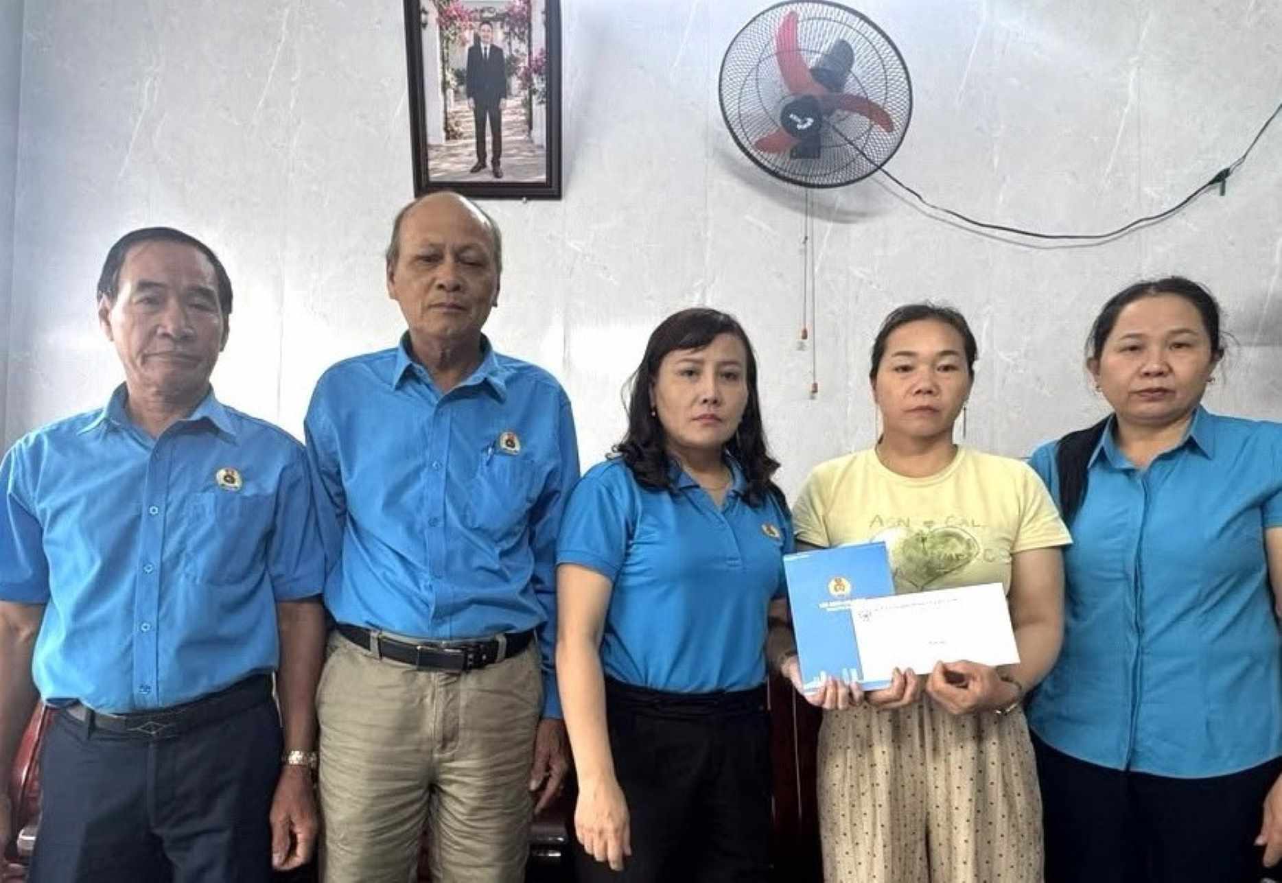 Công đoàn Đà Nẵng tiếp tục thăm hỏi gia đình ngư dân gặp nạn