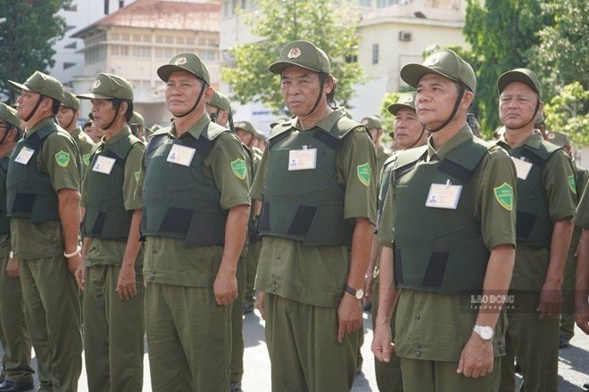 Mức hỗ trợ thường xuyên hằng tháng với tổ viên lực lượng tham gia bảo vệ an ninh, trật tự ở cơ sở tại TPHCM là 6 triệu đồng/người/tháng. Ảnh: Minh Quân