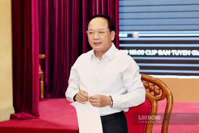 Ủy viên Bộ Chính trị, Bí thư Trung ương Đảng, Trưởng Ban Tuyên giáo Trung ương Trịnh Văn Quyết chủ trì cuộc làm việc với các cơ quan về phát huy vai trò của văn hóa đóng góp vào mục tiêu tăng trưởng kinh tế theo tinh thần Nghị quyết Đại hội XIV của Đảng. Ảnh: Xuân Trường