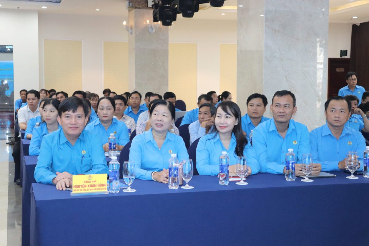 Ảnh: Lưu Hùng