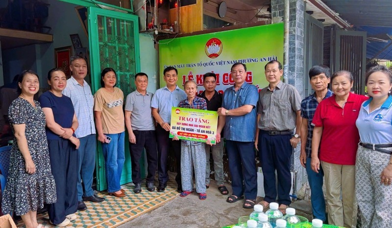 Mặt trận khởi công Nhà Đại đoàn kết cho hộ nghèo ở Đà Nẵng