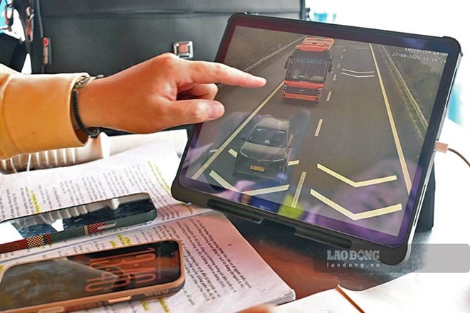 政府指導者は、高速道路の安全距離規制の見直しと詳細な評価を指示