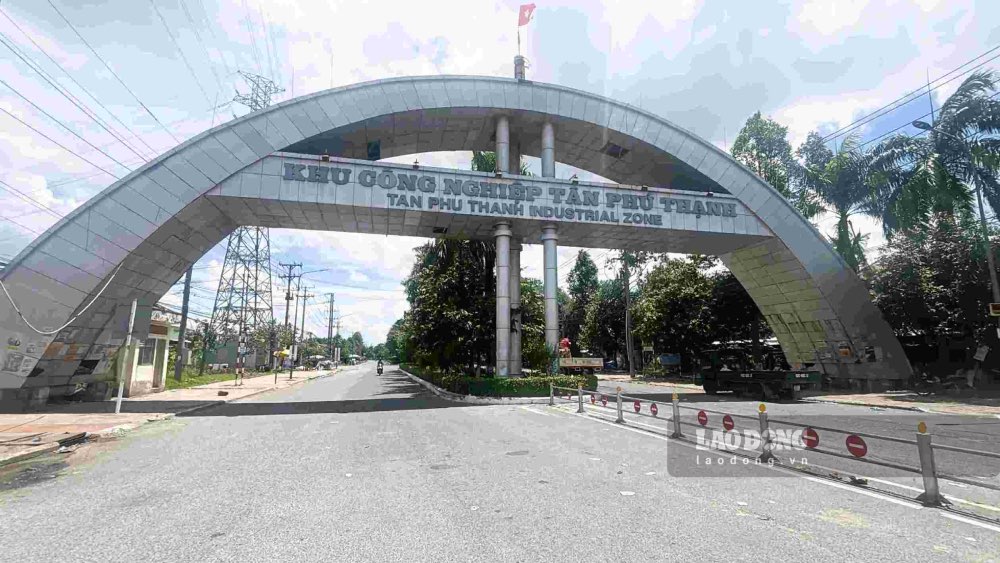 Cổng vào một khu công nghiệp tại TP Cần Thơ. Ảnh chụp vào tháng 6.2026 - Phong Linh. 