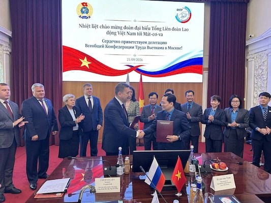 El Frente de la Patria de Vinh Long organiza 2 clases de capacitación profesional sobre el trabajo del Frente a nivel comunal