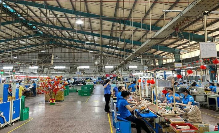 Công ty TNHH Chang Shin Việt Nam lập Hội đồng ATVSLĐ tại cơ sở để đảm bảo môi trường làm việc an toàn. Ảnh: Công ty cung cấp