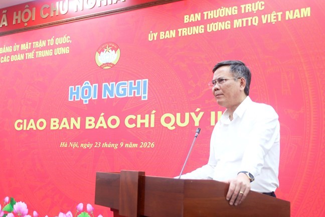 Phó Chủ tịch Ủy ban Trung ương MTTQ Việt Nam Trần Thắng phát biểu tại Hội nghị giao ban báo chí quý III năm 2026. Ảnh: Hương Diệp/ Mặt trận Tổ quốc