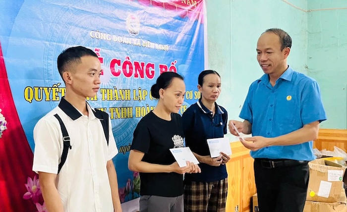 Công bố thành lập Công đoàn cơ sở Công ty TNHH Hoàng Hưng CF