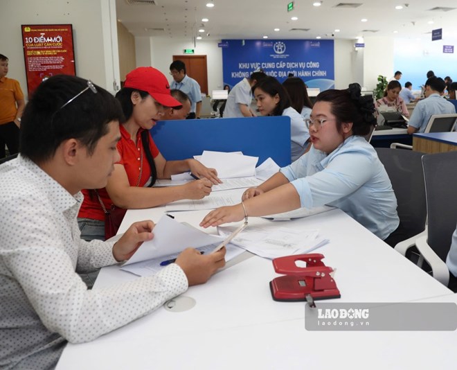 Completar urgentemente el sistema de puestos de trabajo y la política salarial