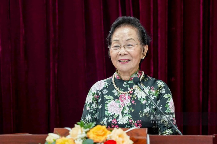GS. TS Nguyễn Thị Doan - nguyên Ủy viên Trung ương Đảng, Nguyên Phó Chủ tịch nước, Chủ tịch Hội Khuyến học Việt Nam - phát biểu. Ảnh: Hữu Chánh