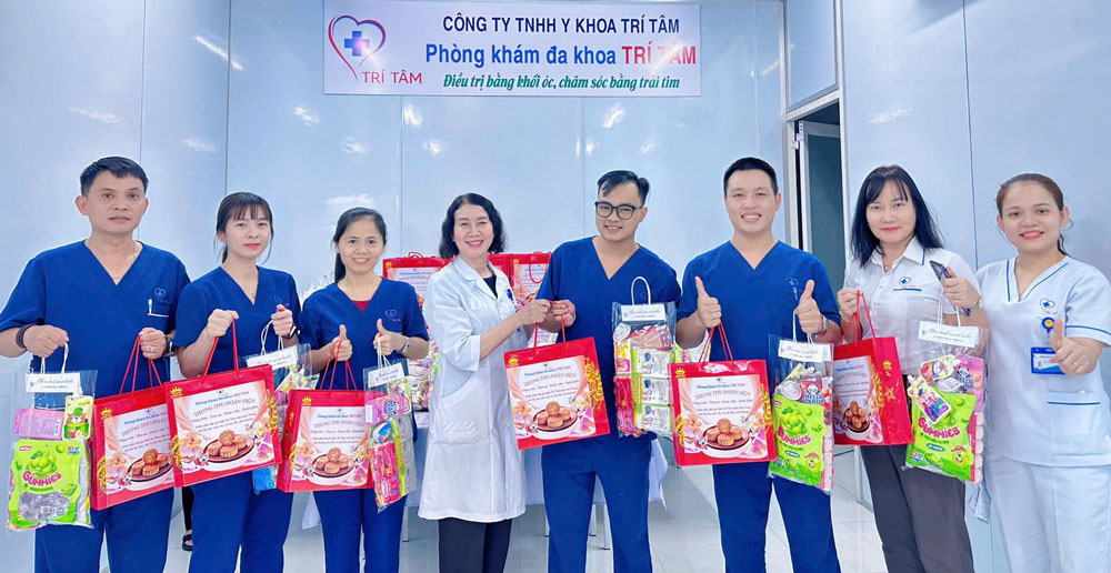 Công đoàn phường Điện Bàn, Đà Nẵng tổ chức Tết Trung thu cho đoàn viên, người lao động