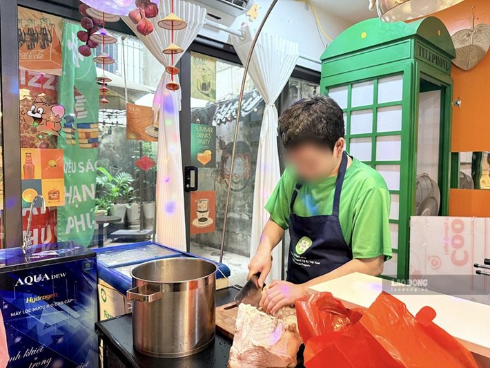 Một mô hình kinh tế dành cho người tự kỷ, nơi mỗi công việc trở thành cơ hội rèn luyện, tạo thu nhập và tăng tính tự lập. Ảnh: Thảo Anh (chụp ngày 25.9.2026)