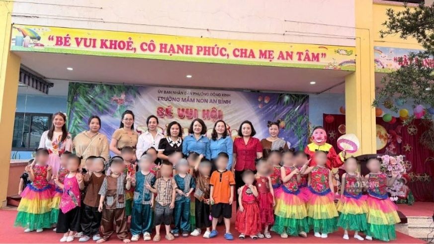 Công đoàn Lạng Sơn dành gần 150 triệu đồng chăm lo trẻ em dịp Trung thu