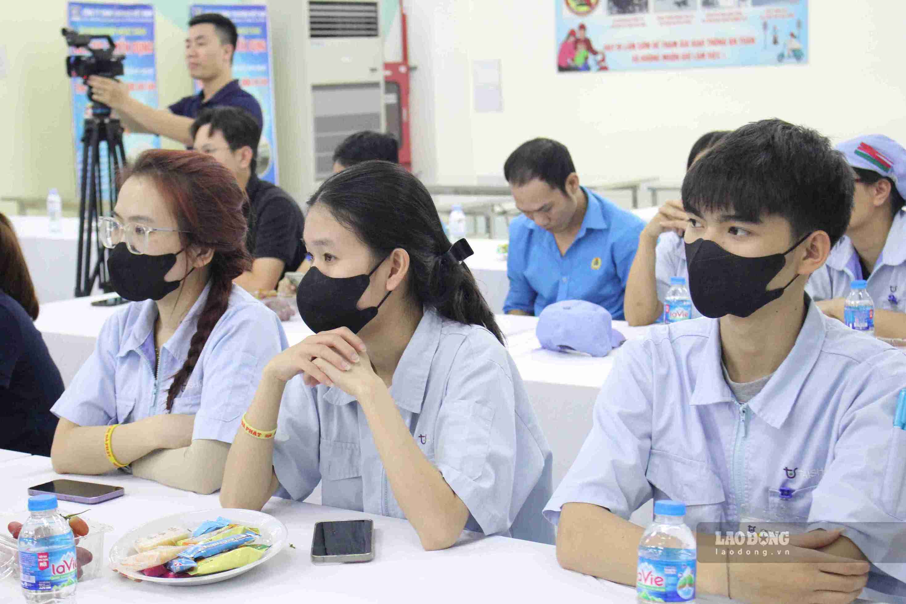 Đoàn viên, người lao động Công ty TNHH Taishodo Việt Nam tham dự chương trình.