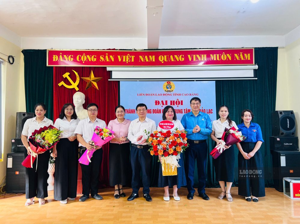 Cao Bằng thành lập Công đoàn cơ sở Trung tâm Y tế Bảo Lạc với 99 đoàn viên