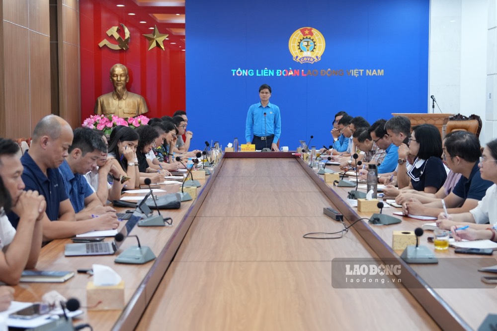 Nâng cao kỹ năng đấu tranh phản bác các quan điểm sai trái thù địch trên không gian mạng