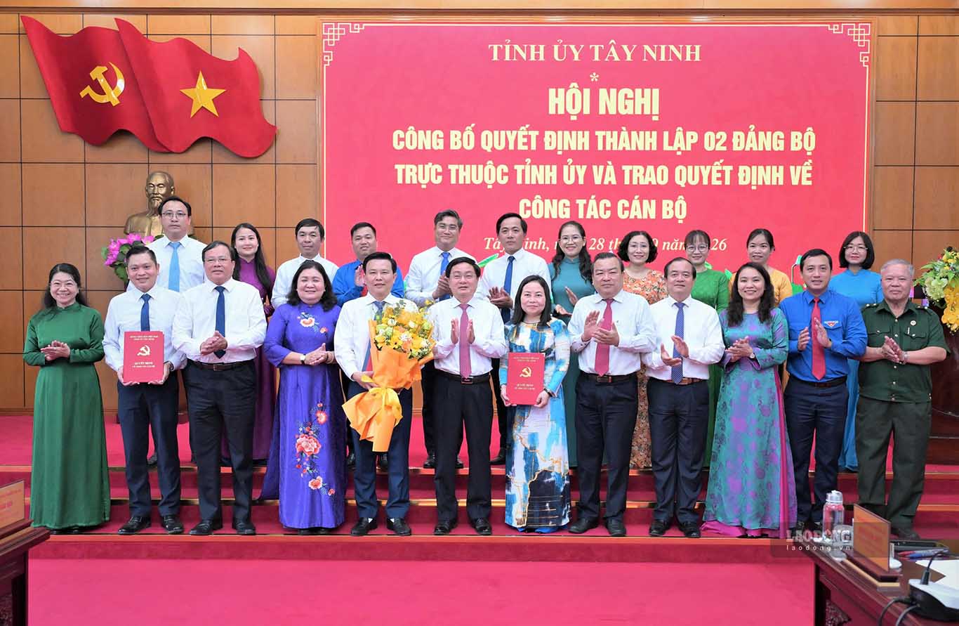 Tây Ninh lập 2 Đảng bộ mới, kiện toàn loạt vị trí chủ chốt