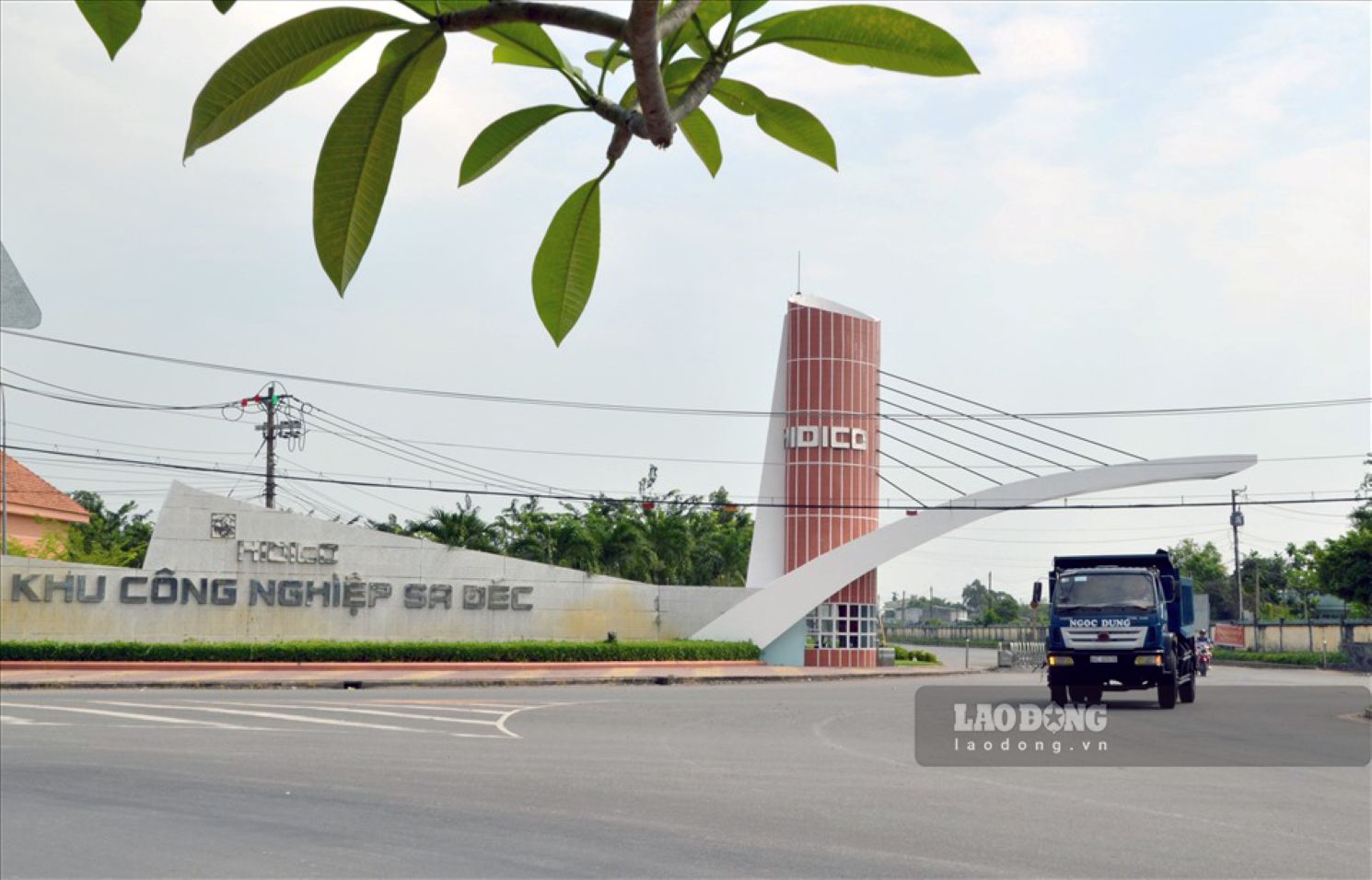 Khu Công nghiệp Sa Đéc, một trong 6 khu công nghiệp trong tỉnh Đồng Tháp giải quyết việc làm cho hơn 111.000 lao động. Ảnh: Thanh Mai  