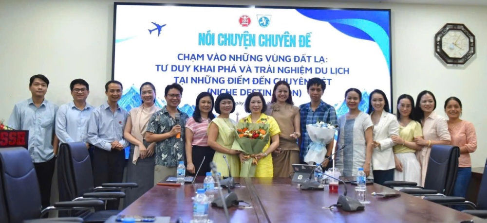 Trade union organizes a thematic talk to explore tourism thinking at specialized destinations