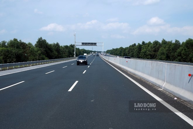 Nghiên cứu kỹ cơ chế, chính sách áp dụng chung cho các tuyến cao tốc