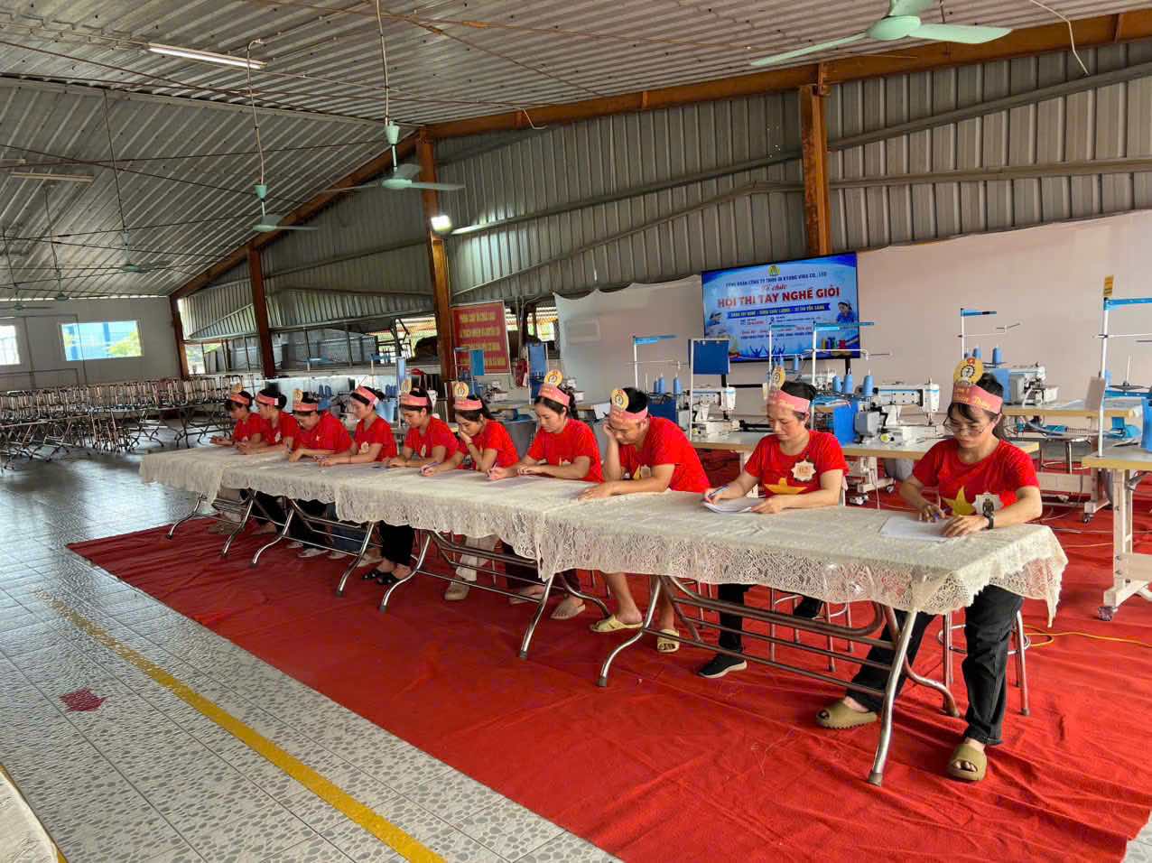 In Kyung Vina Company Trade Union organizes Excellent Worker Contest