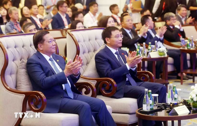 Tổng thống Myanmar Min Aung Hlaing và Phó Thủ tướng Nguyễn Văn Thắng đồng chủ trì Diễn đàn doanh nghiệp Việt Nam - Myanmar năm 2026. Ảnh: Phạm Kiên/ TTXVN