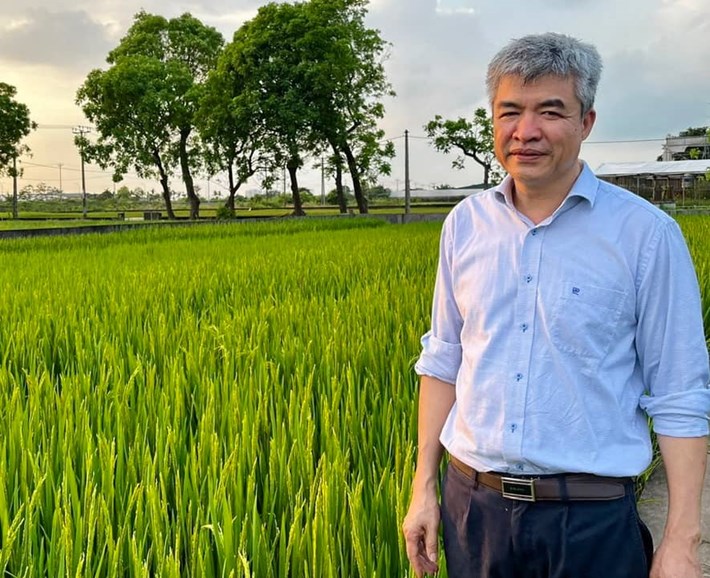 Prof. Dr. Pham Van Cuong - former Deputy Director of the Vietnam National University of Agriculture said that receiving the Creative Labor Certificate is not only recognition for an initiative with a value of more than 1.3 billion VND, but also recognition for more than a decade of persistent research. Photo: Vietnam Agriculture and Environment Trade Union.
