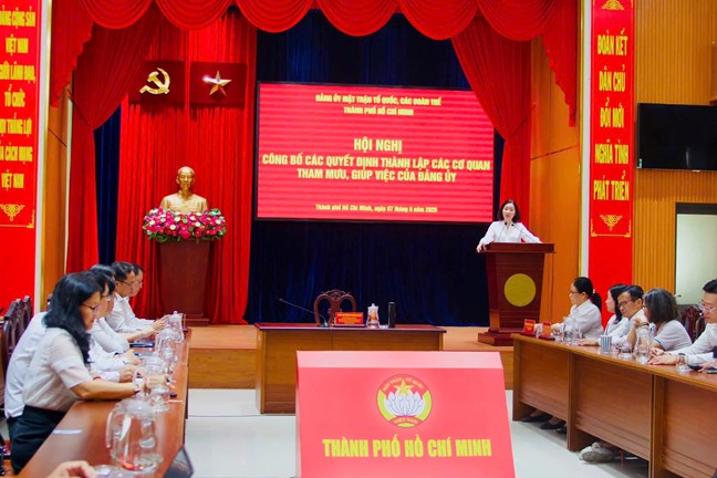 Establishment of advisory and assisting agencies of the Party Committee in Ho Chi Minh City