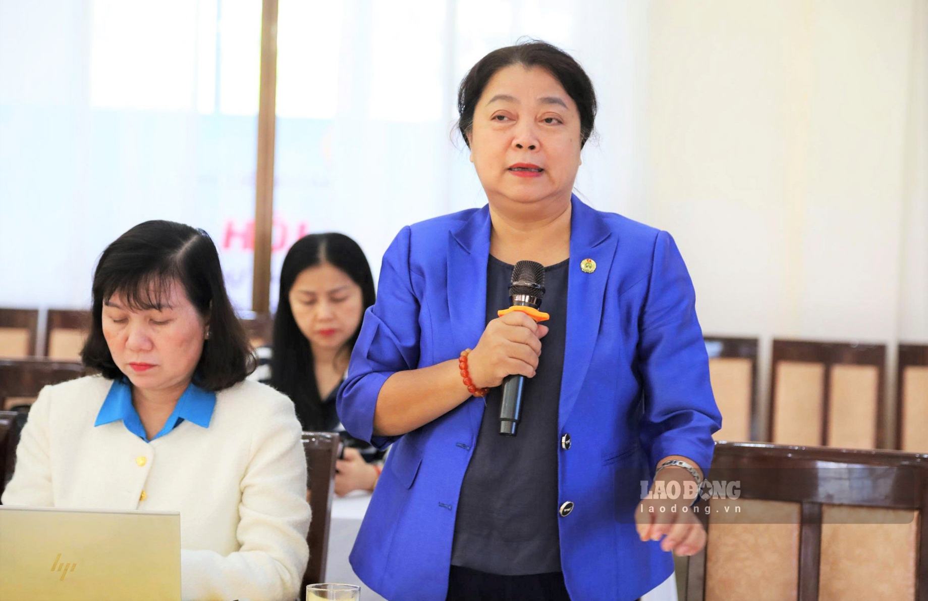 Đại biểu đóng góp các ý kiến, kiến nghị tại Hội thảo. Ảnh: Phúc Khánh 