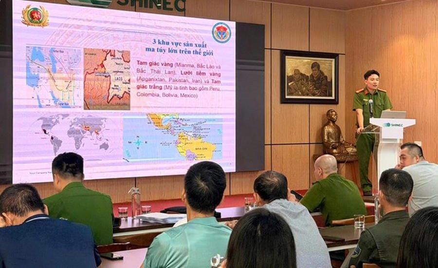 Phát động chiến dịch đẩy lùi ma túy trong công nhân